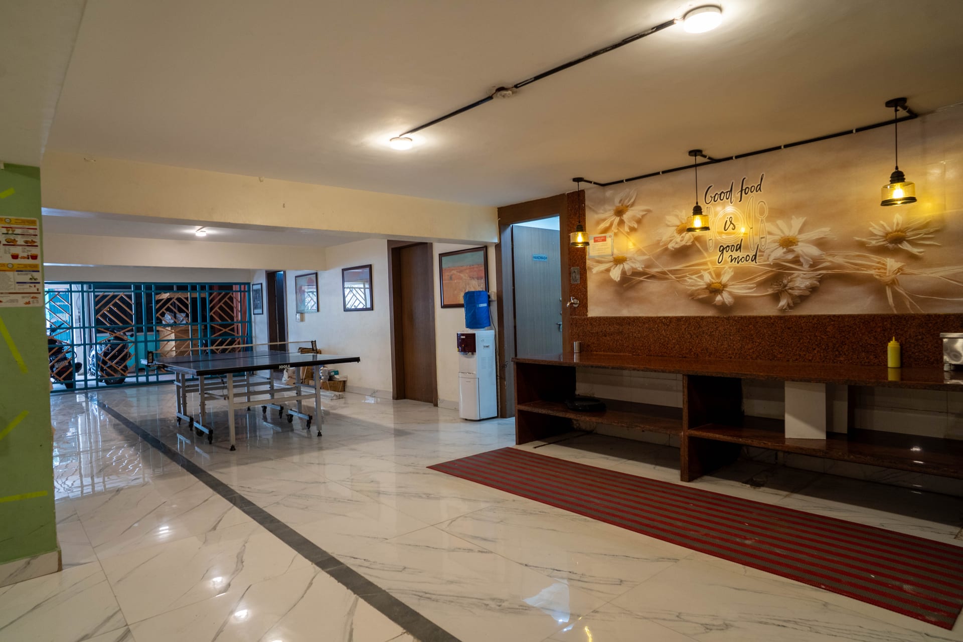 Valour House — photo 3